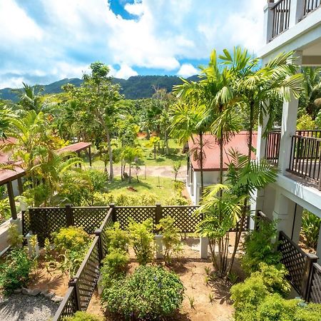 P146A13 - Eden Island Self Catering Apartment Self Check In Ngoại thất bức ảnh